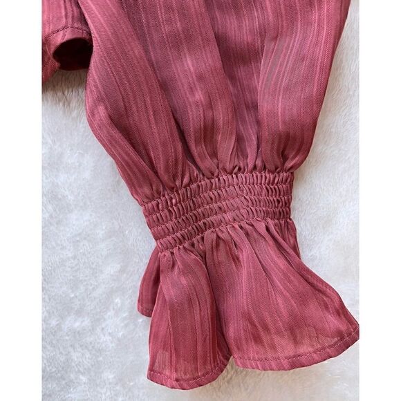 NWT Express Textured Satin Smocked Peplum Top - Picture 13 of 15